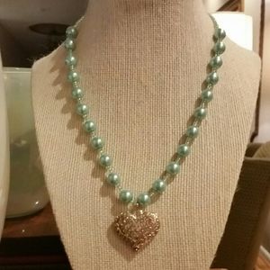 Necklacemakers Gracie line necklace.